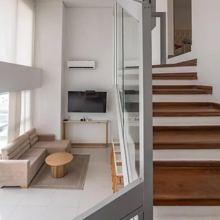 Penthouse In 602a *